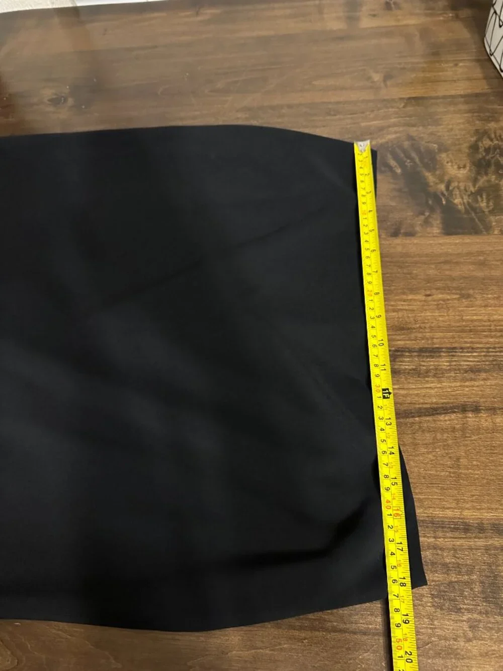 ELLEN TRACY Black A-Line Midi Skirt Size 14 Flare Hem Career Office Classic